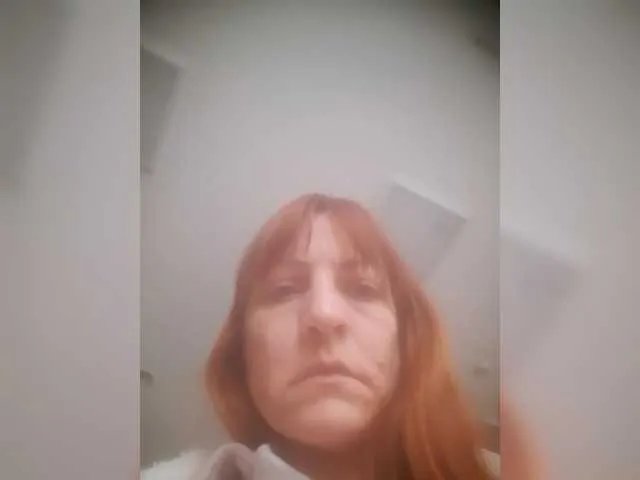 Offline sweetcandy1 on BongaCams