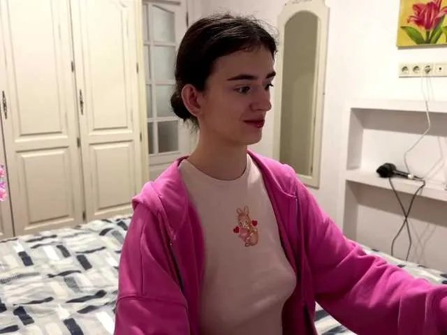 Freechat SweetieTati on BongaCams