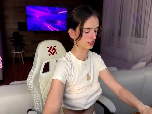 Freechat SweetieTati on BongaCams