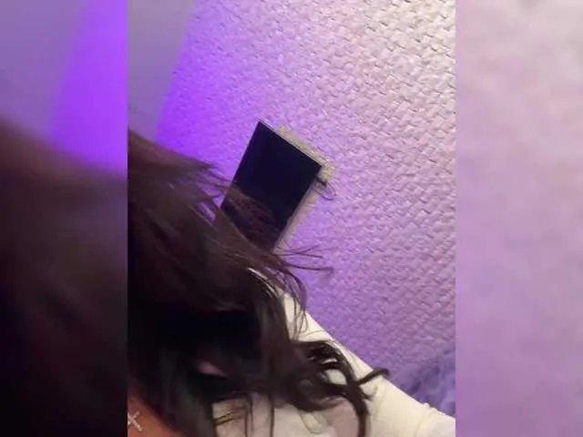 sweetkira25 on BongaCams 