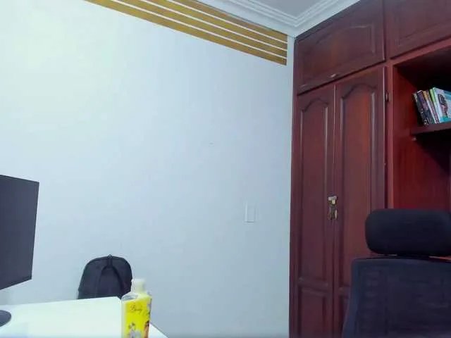 Freechat ValkiriaContee on BongaCams