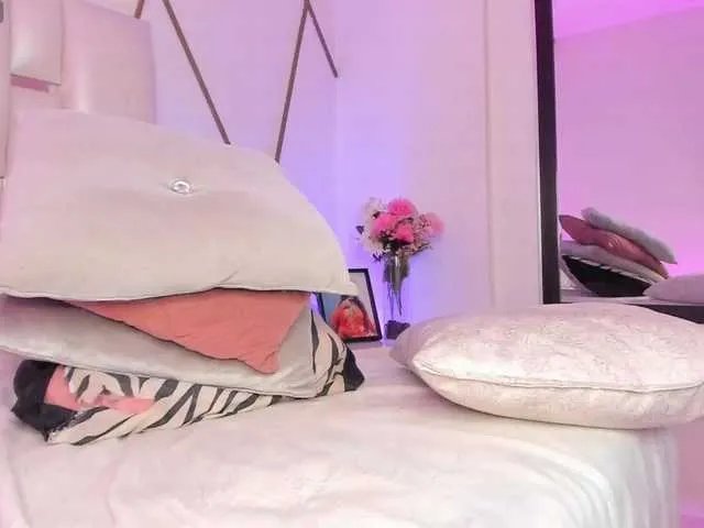 Freechat Venuswilds on BongaCams