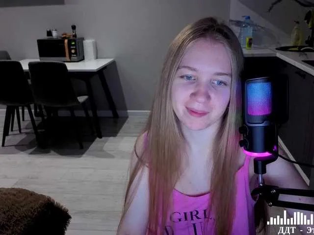 Offline Vita-min-4ik on BongaCams