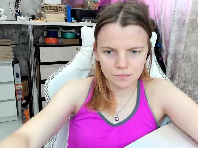 Offline Your-Love on BongaCams