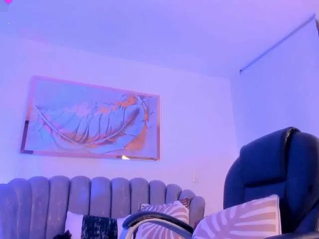 Offline ZoePresley1 on BongaCams