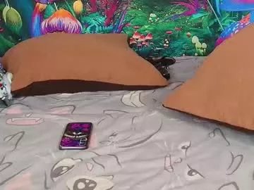 _lullaby_ on Chaturbate 