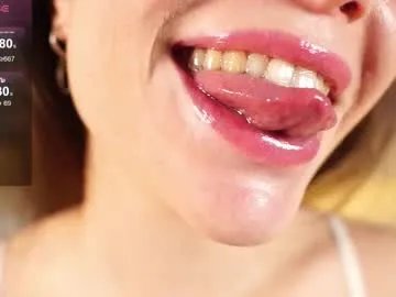 alma_yammy on Chaturbate 