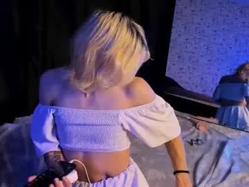 Freechat anjella_botton on Chaturbate