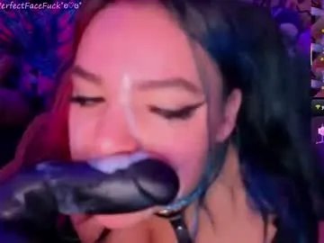 booboosperfectfacefuck on Chaturbate 