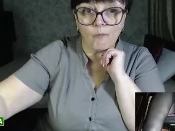 Freechat carolinedream_ on Chaturbate