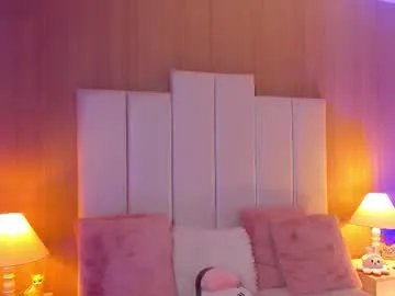 Freechat caseypierce_ on Chaturbate