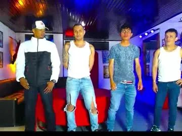 Freechat crismens on Chaturbate