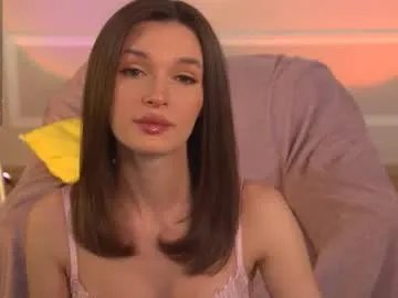 e_vvv_a on Chaturbate 