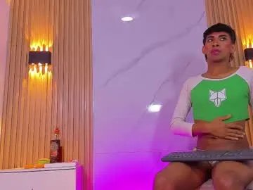 Freechat ethan_thouse on Chaturbate