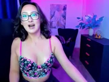 Freechat evasarazardje on Chaturbate