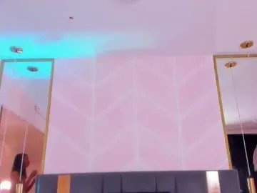 Freechat gabypetit on Chaturbate