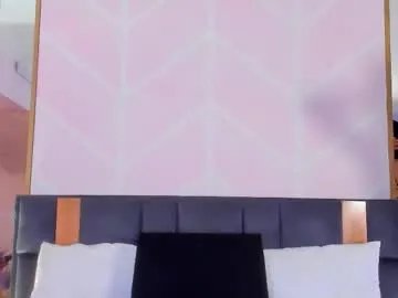 Freechat gabypetit on Chaturbate