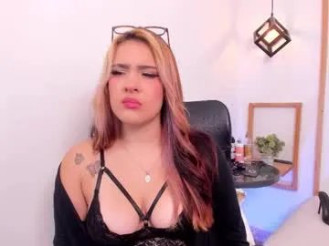 hannybelle__ on Chaturbate 