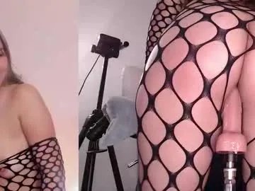 Freechat hillarycollins on Chaturbate