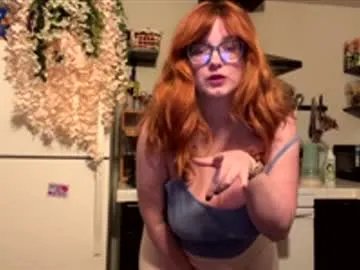 Freechat juliette_garden on Chaturbate