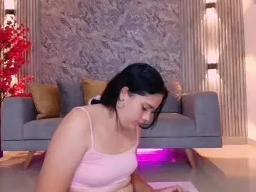 Freechat karlie_small on Chaturbate