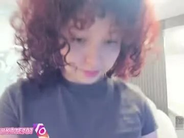 Freechat katemoss70 on Chaturbate