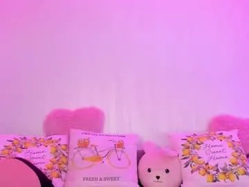 Freechat kimkardassiann on Chaturbate