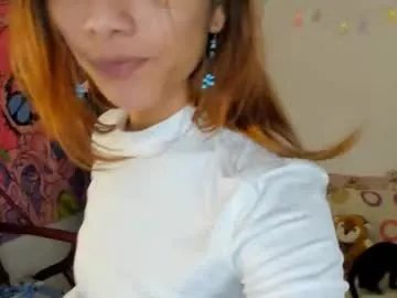 Freechat kittyzenn on Chaturbate