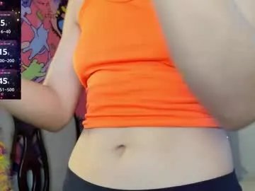 Freechat kittyzenn on Chaturbate