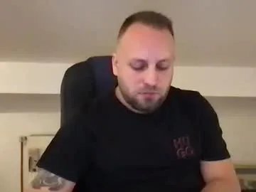 Freechat kobasic on Chaturbate