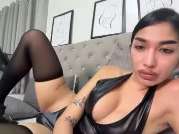Freechat louiseelizabeth on Chaturbate