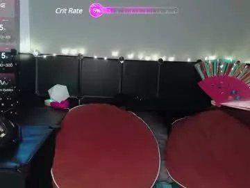 Freechat lovelylittlelucyy on Chaturbate