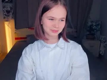 Freechat lynncozzy on Chaturbate