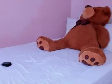 Freechat mae_lyra on Chaturbate