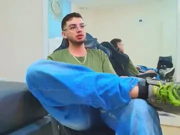 Freechat michael_magno on Chaturbate