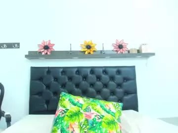 Freechat milky_way_18 on Chaturbate