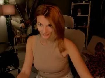 Freechat mistybarnes on Chaturbate