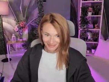 Freechat mistybarnes on Chaturbate