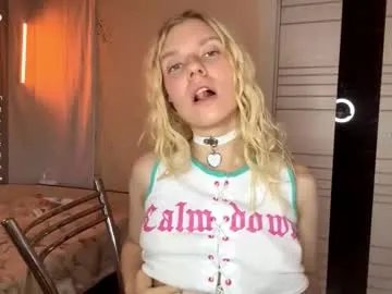 Freechat peggymeggy on Chaturbate