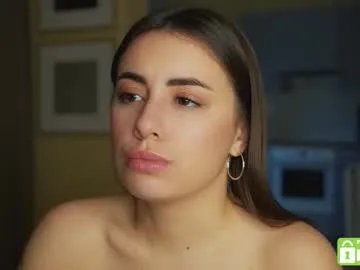 Freechat roxxxete on Chaturbate