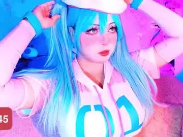 Freechat seraphine23_ on Chaturbate