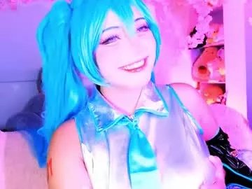 Freechat seraphine23_ on Chaturbate