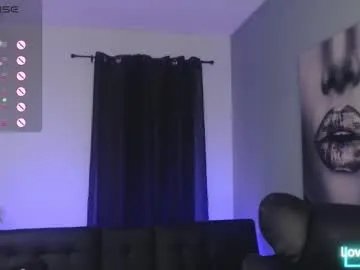 Freechat tiabellaxxx on Chaturbate