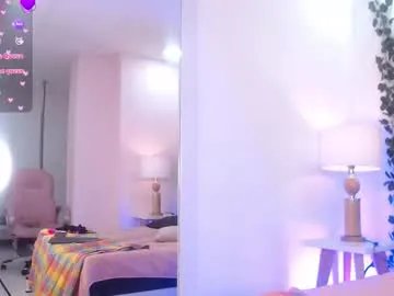 Freechat tiffanygh_ on Chaturbate