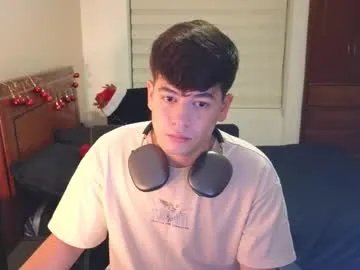 Freechat tightncuteass on Chaturbate