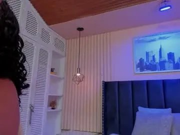 Freechat viiolett_lee on Chaturbate