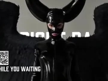 Freechat vinylstore on Chaturbate