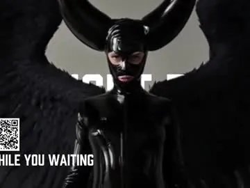 Freechat vinylstore on Chaturbate