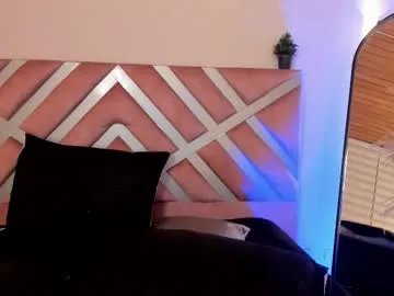 Freechat violetcollins_ on Chaturbate