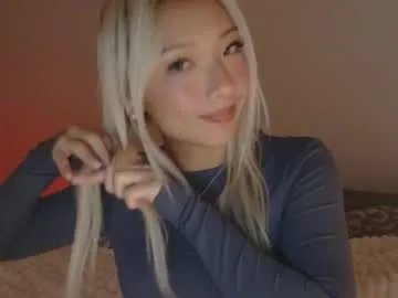 Freechat vivianwinters on Chaturbate